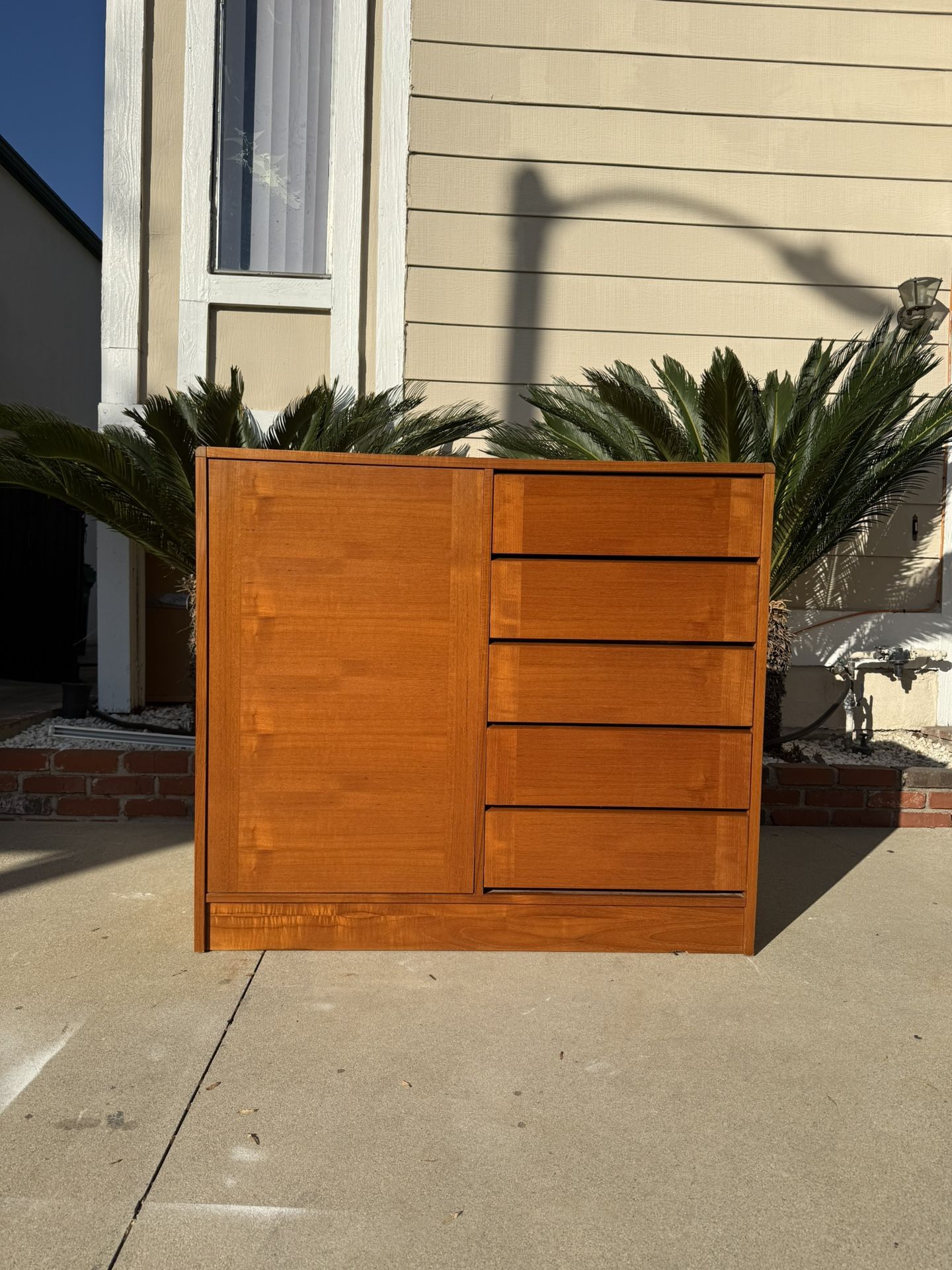 mid century dresser