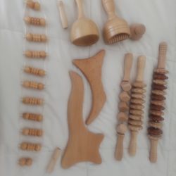 9 PCS Wood Massage Tools

A set of massage tools to bring home can meet the needs of different parts of your body.