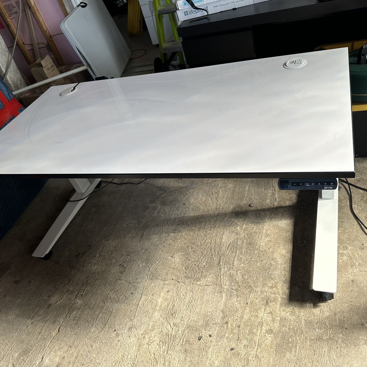 Adjustable height (digital) Whiteboard  Standing Desk 