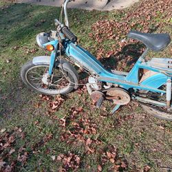Motobecane Pedal Moped