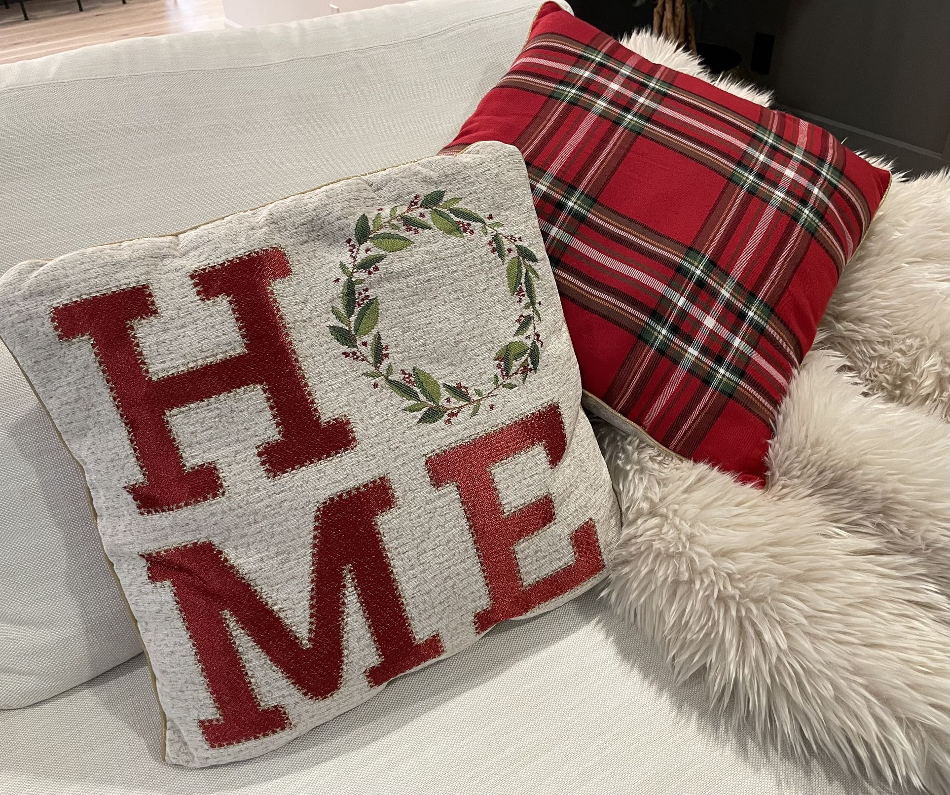 Decorative Christmas Pillows 