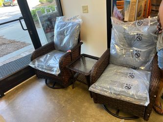 new,3 pieces set, outdoor swivel rocking chairs with table( already assembled