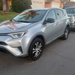 2017 Rav 4 LE 36,731 Original Miles 