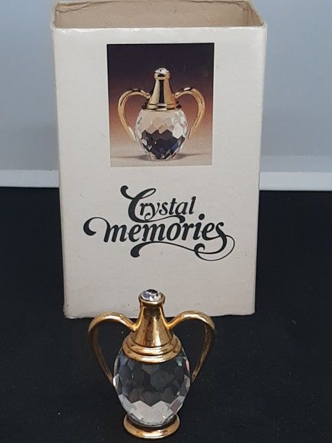 SWAROVSKI CRYSTAL MEMORIES | AMPHORA GREEK VASE *NEW* RARE RETIRED 9460NR000006