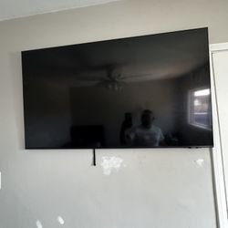 55 Inch Samsung TV