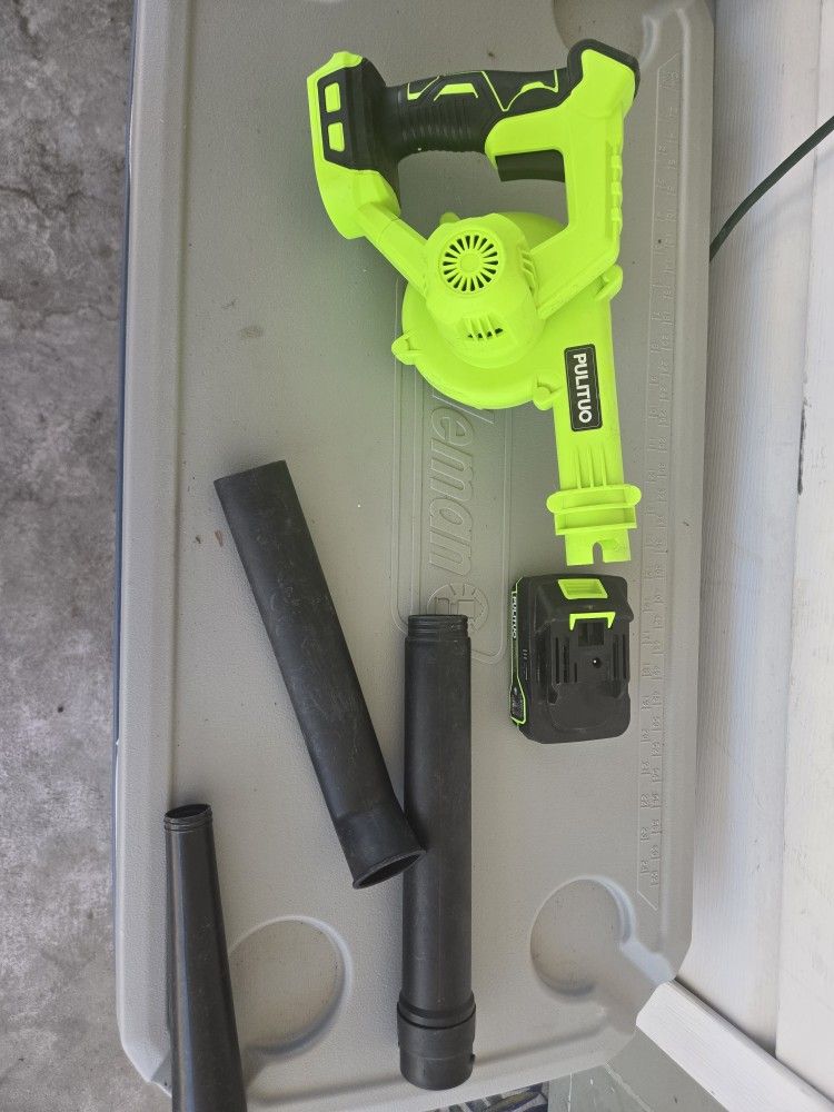 Small Leaf Blower