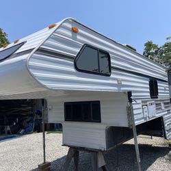 Lance Camper