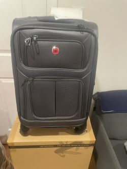 Swiss Army Carry On