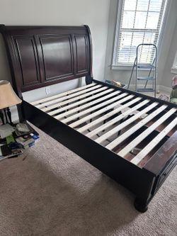 Queen bed