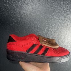 Adidas Rivalry Low Marvel Deadpool 7M