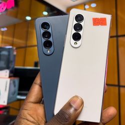 Samsung Galaxy Z Fold 4 Unlocked With Warranty 