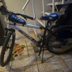 Schwinn MTN Bike-27.5