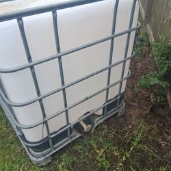 W/cage 145  Just Tank75