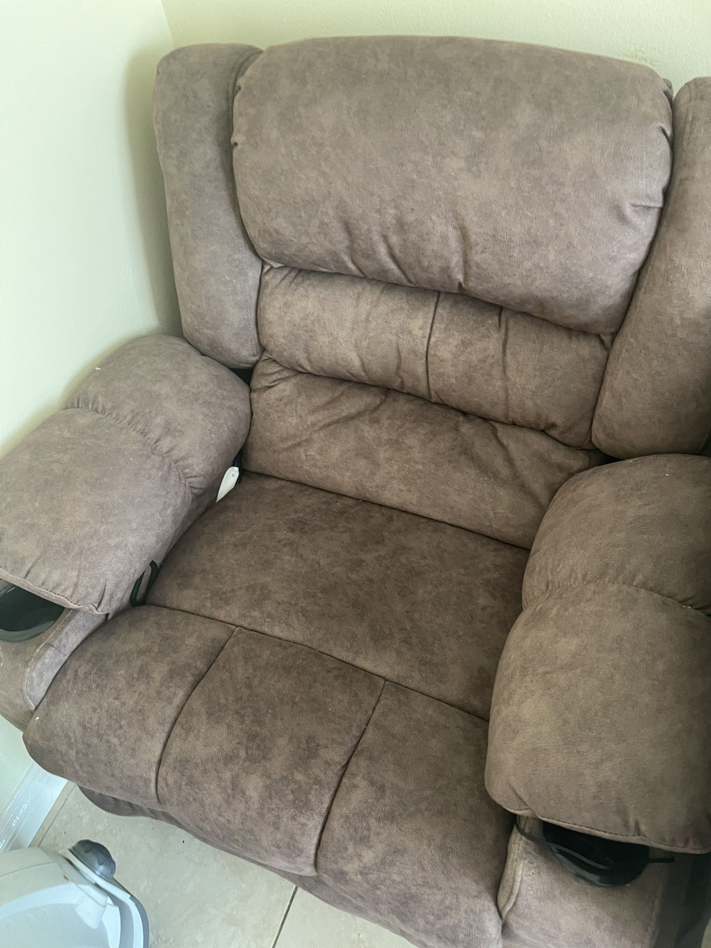 Brown Recliner With Massage And Heat