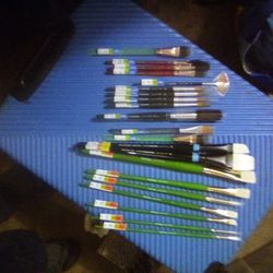 Assorted Unused Paint Brushes 