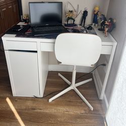 Desk And A Chair 