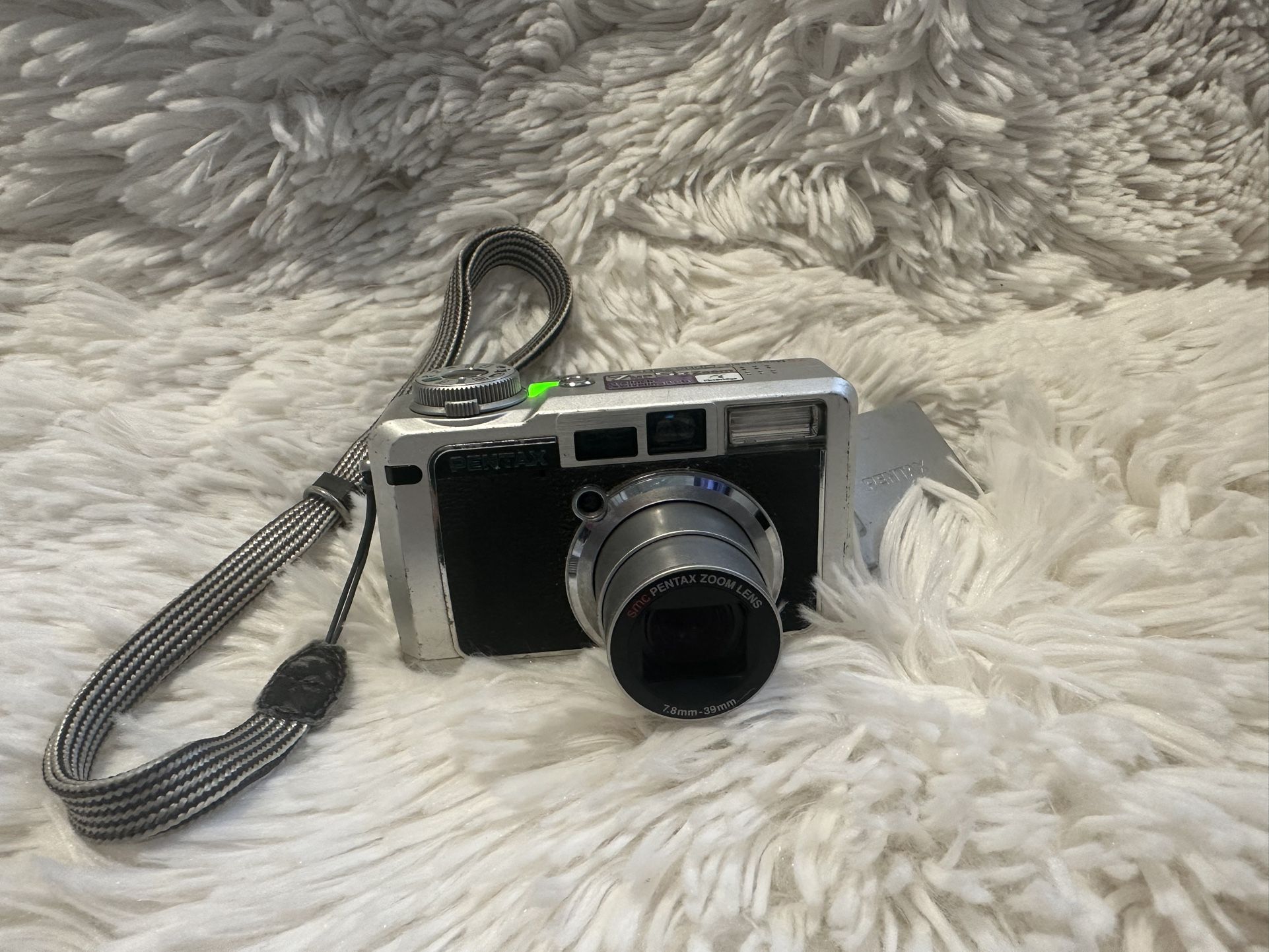 Pentax Silver and Black Digital Camera with Classic Design Optio 750z