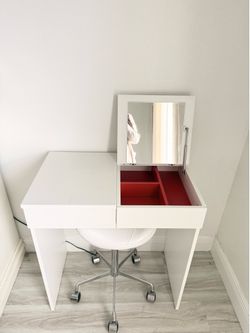 IKEA BRIMNES DRESSING TABLE