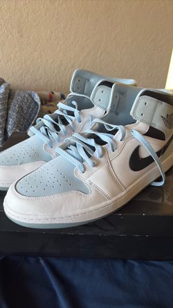 AIR JORDAN 1 MID SE WHITE/ICE BLUE-BLACK