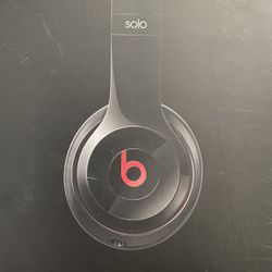Beats Solo2 Headphones by Dr. Dre