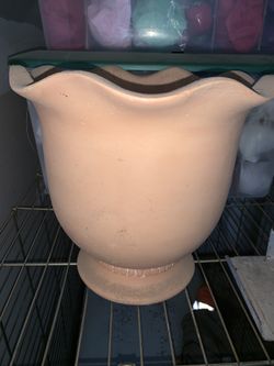Plant pot