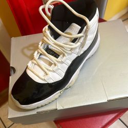 Used Jordan 11’s 