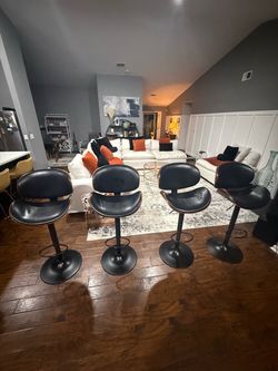 Set of 4 Modern Black & Wood Adjustable Bar Stools