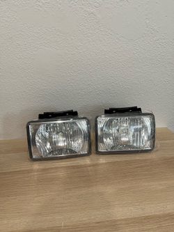 2004-2012 Chevy Colorado Fog Lights Replacements, (left + right)