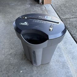 Fellows Power Paper Shredder