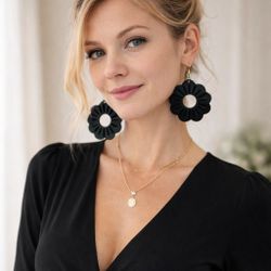 Black Earrings 