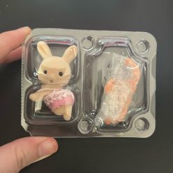 Calico Critters Hannah Periwinkle