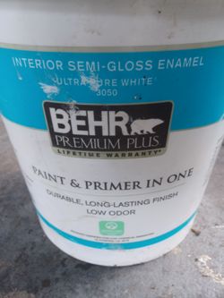 5 gallons Interior Semigloss Gray Paint