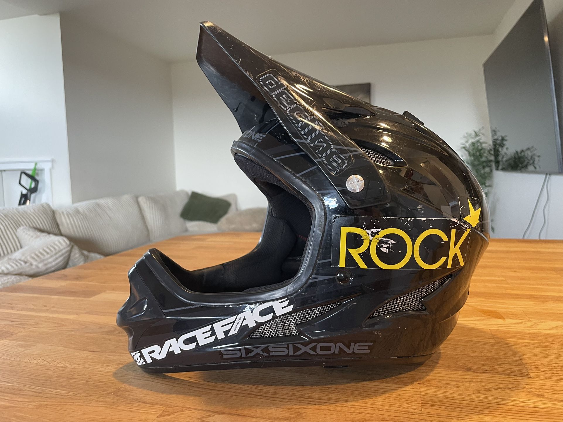 SixSixOne Mountain Biking helmet