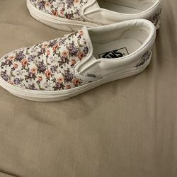 Vans Floral Slip-ons Size 6. 92014