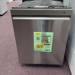 Dishwasher Lg New With Dents And 1 Year Warranty 