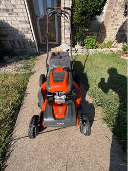 Husqvarna Honda 190 cc AWD 22” self propelled