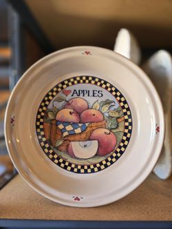 Vintage Susan Winget Harvest Fair Ceramic Pie Plates Set - Apples & Peaches (11")
