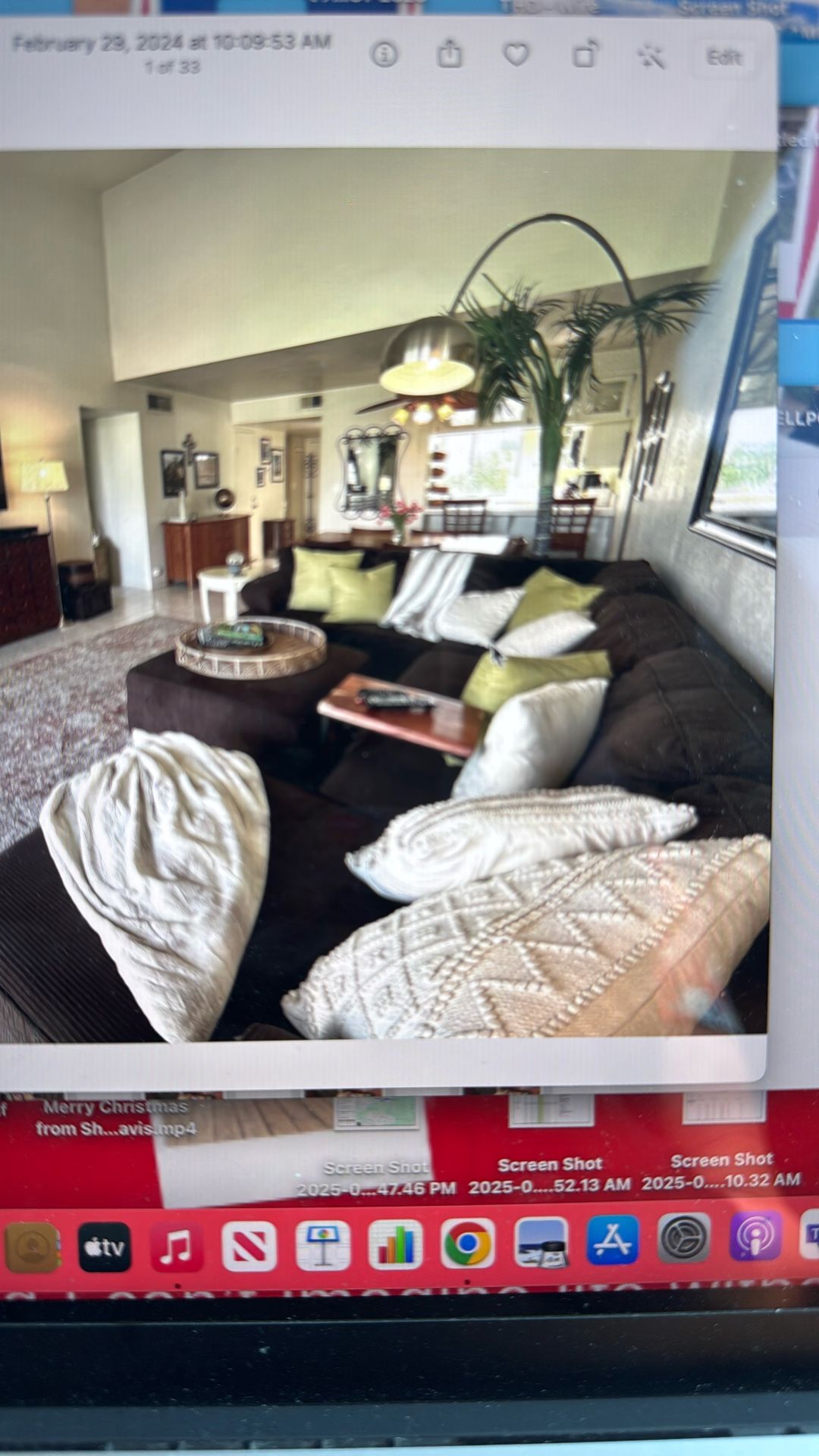 Sectional Couch With Chaise