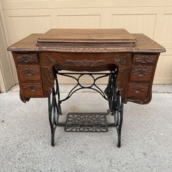 Beautiful Antique Treadle Sewing Machine Table