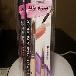 Duo nail brush #10 or mía secret