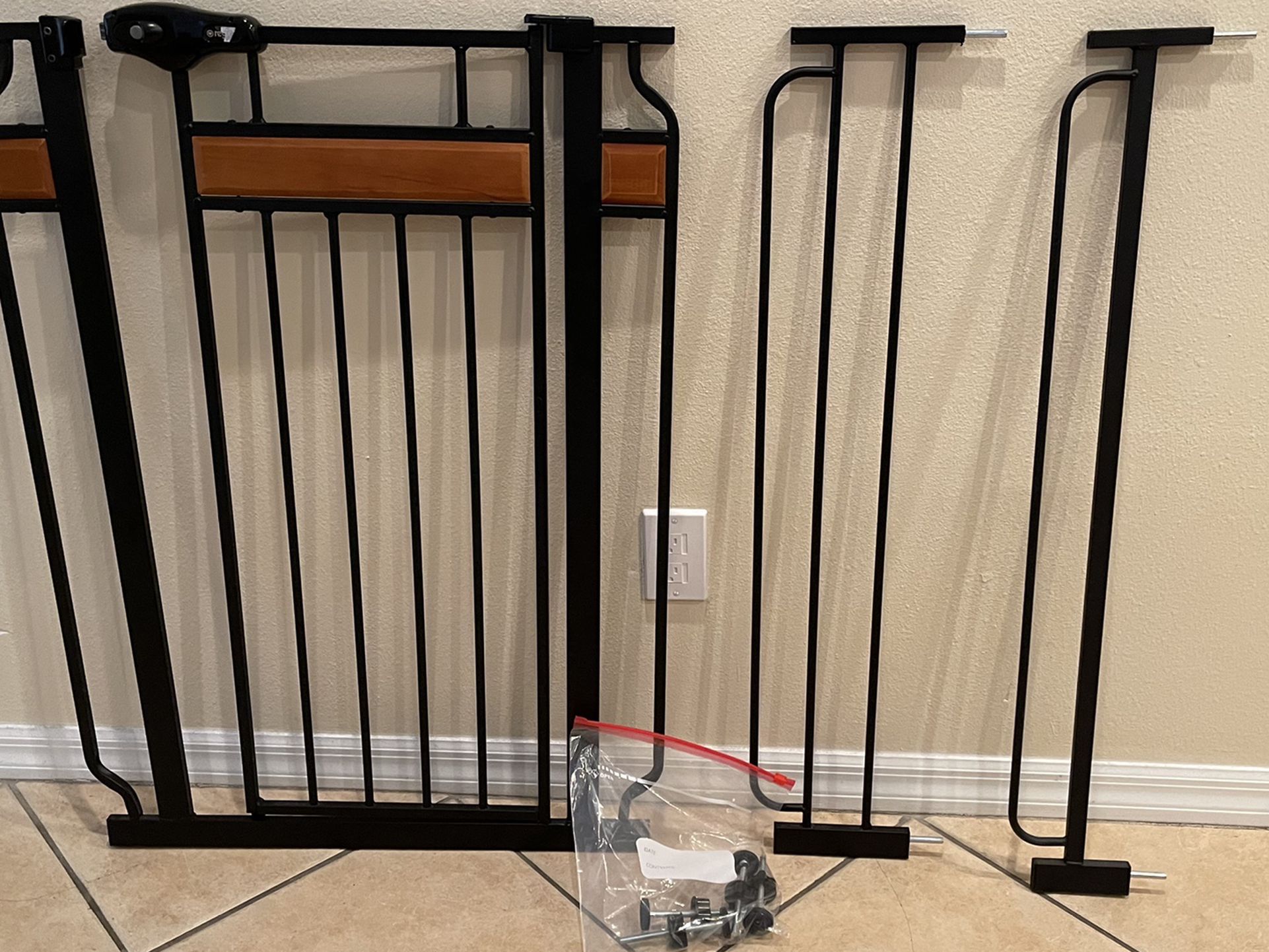 Regalo Extra Tall Baby Gate