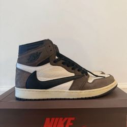 Jordan 1 Travis Scott Mocha 