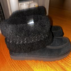 ugg woman size 7