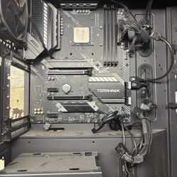 Tomahawk motherboard 