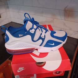 Nike Air Max Infinity Brand New!