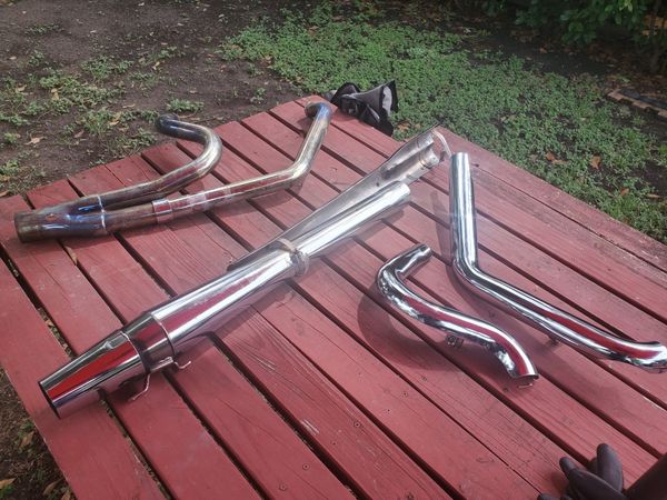 harley exhaust pipes