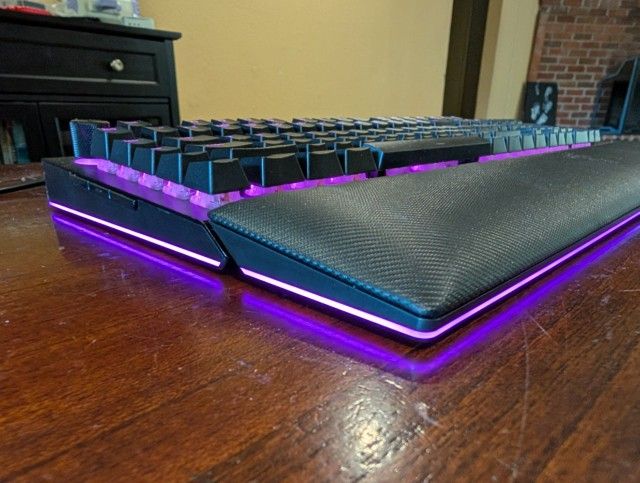 Razer Blackwidow V4 Pro - Green Switches