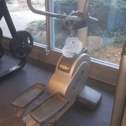 Techno Gym Cardio Wave Lateral Elliptical