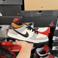 Nike SB Dunk Low Electric Pack Olympic Safari size 9 VNDS 