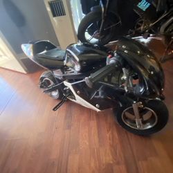 MotoTec Phantom 49cc 2-Stroke Gas Pocket Bike